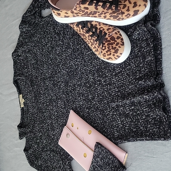 Democracy Cold Shoulder Asymmetric Knit Top - Picture 13 of 13